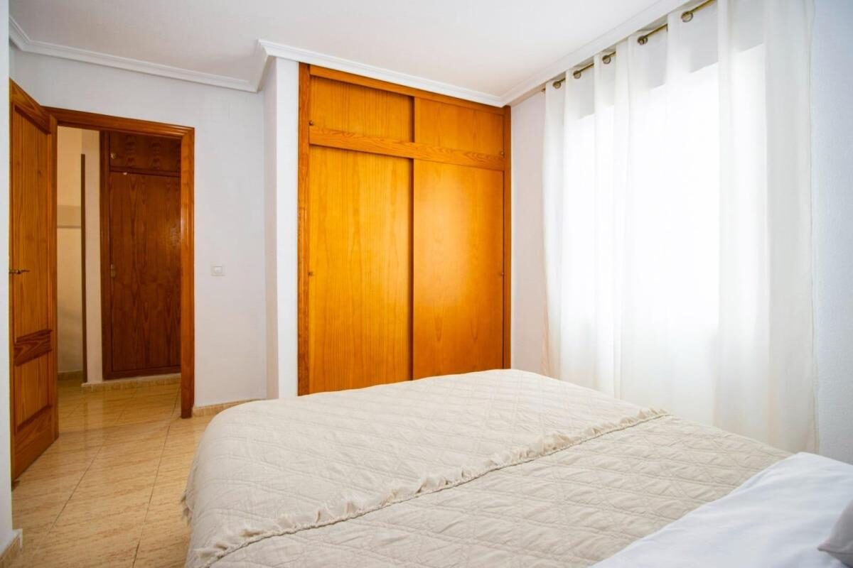 Apartament z 1 sypialnią, 55m² w Torrevieja, Hiszpania [ID: 0152-605055]