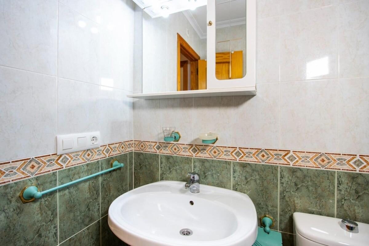 Apartament z 1 sypialnią, 55m² w Torrevieja, Hiszpania [ID: 0152-605055]