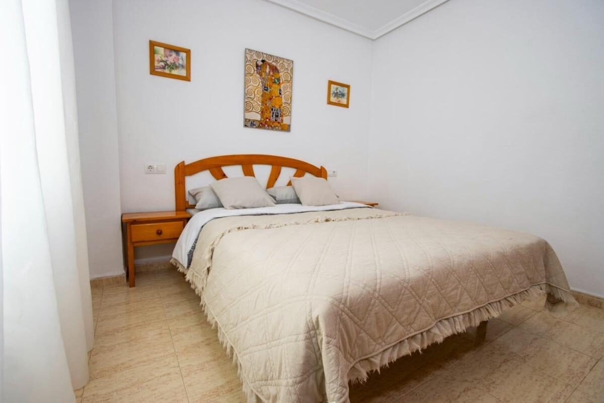 Apartament z 1 sypialnią, 55m² w Torrevieja, Hiszpania [ID: 0152-605055]