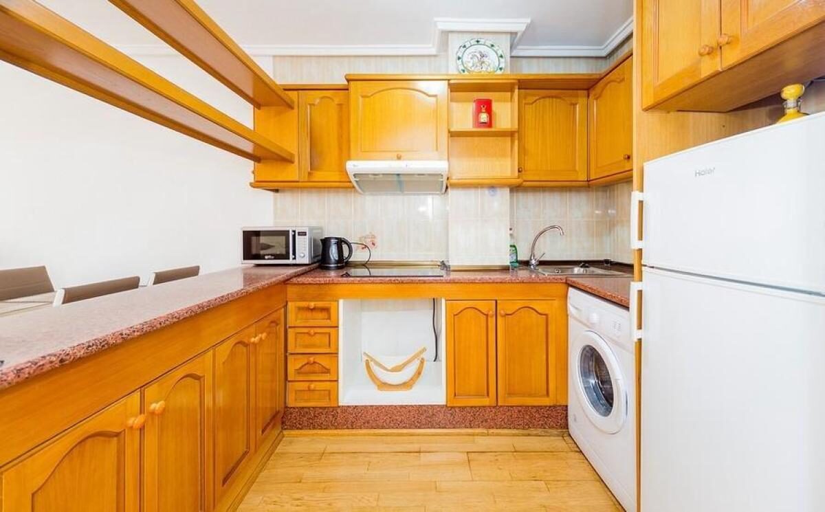 Apartament z 2 sypialniami, 74m² w Torrevieja, Hiszpania [ID: 0152-605053]