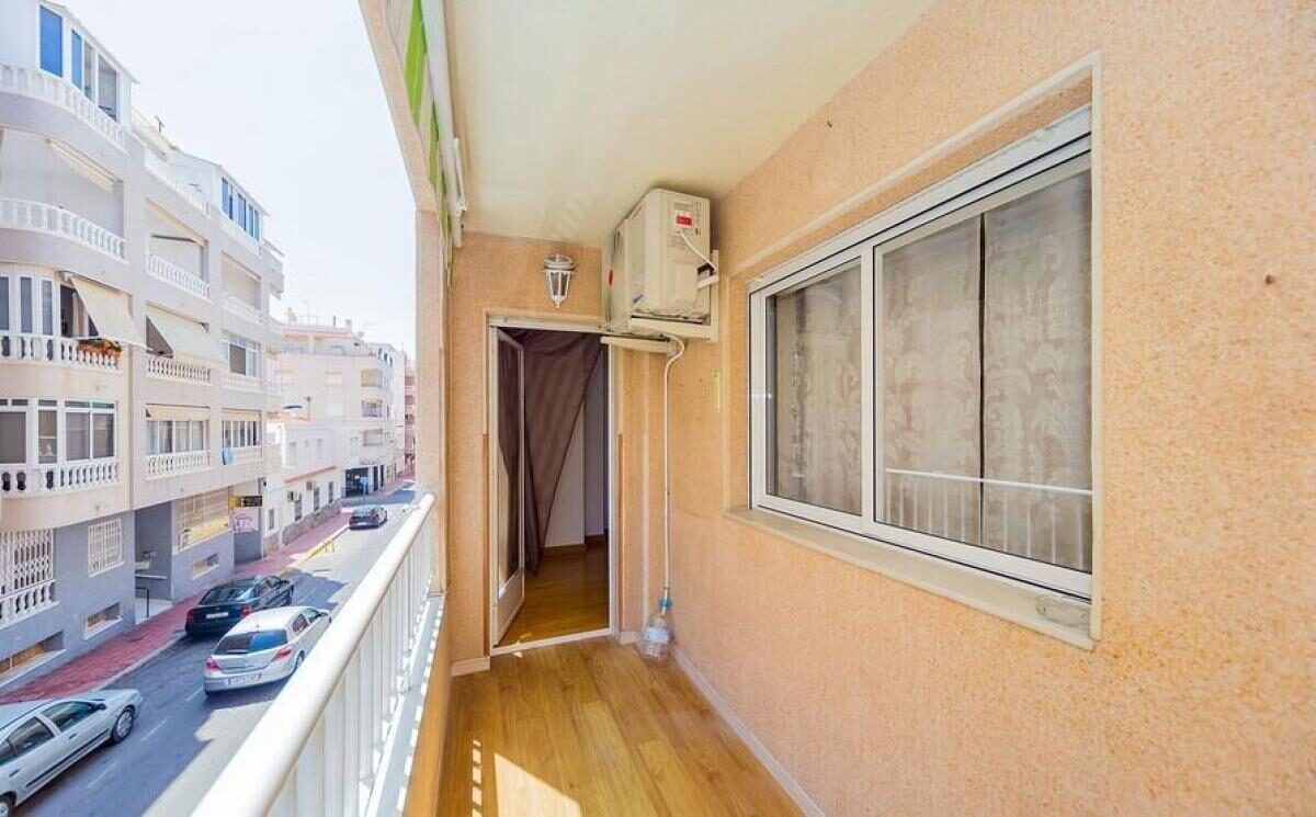 Apartament z 2 sypialniami, 74m² w Torrevieja, Hiszpania [ID: 0152-605053]