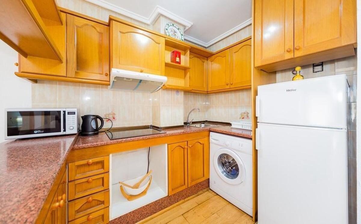 Apartament z 2 sypialniami, 74m² w Torrevieja, Hiszpania [ID: 0152-605053]