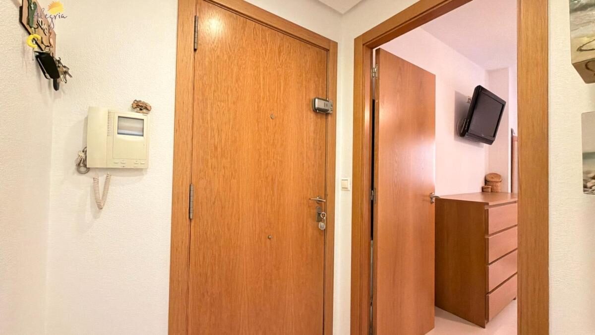 Apartament z 1 sypialnią, 67m² w Torrevieja, Hiszpania [ID: 0152-605052]