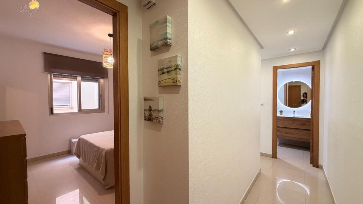 Apartament z 1 sypialnią, 67m² w Torrevieja, Hiszpania [ID: 0152-605052]