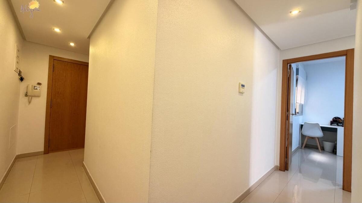 Apartament z 1 sypialnią, 67m² w Torrevieja, Hiszpania [ID: 0152-605052]