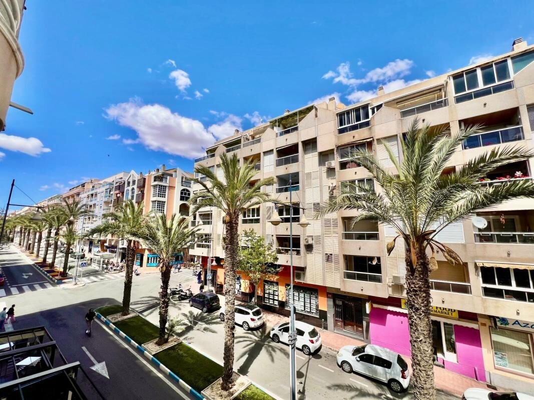 Квартира з 2 спальнями, 72м² в Торрев'єха, Іспанія [ID: 0152-605049]