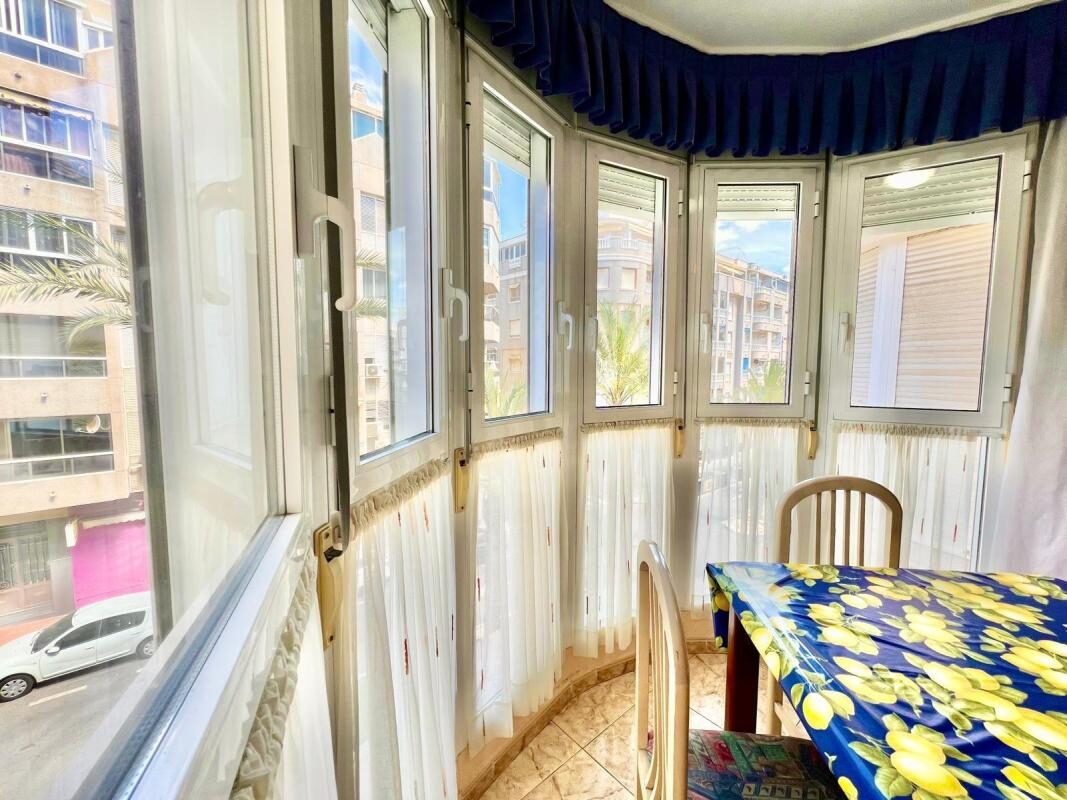 Квартира з 2 спальнями, 72м² в Торрев'єха, Іспанія [ID: 0152-605049]