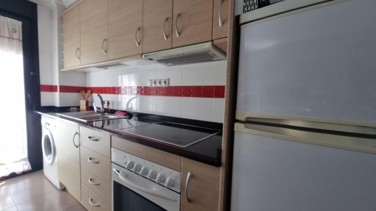 Apartament z 2 sypialniami, 75m² w Torrevieja, Hiszpania [ID: 0152-605045]