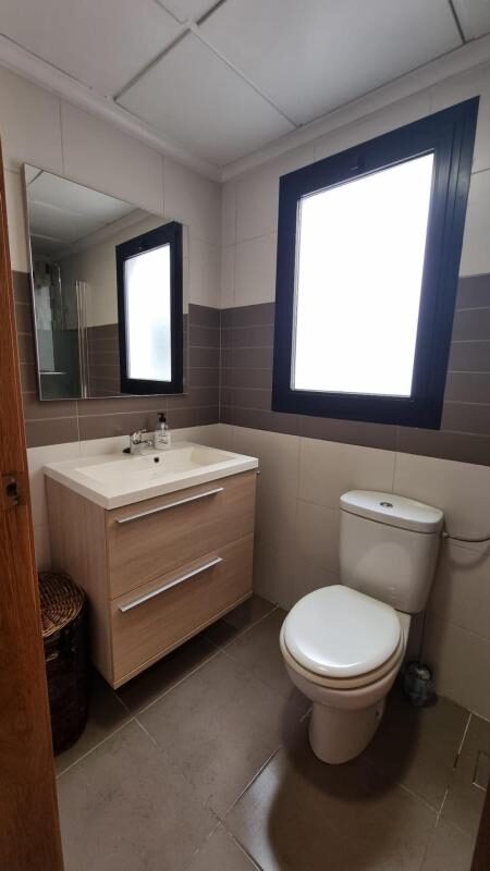 Apartament z 2 sypialniami, 75m² w Torrevieja, Hiszpania [ID: 0152-605045]