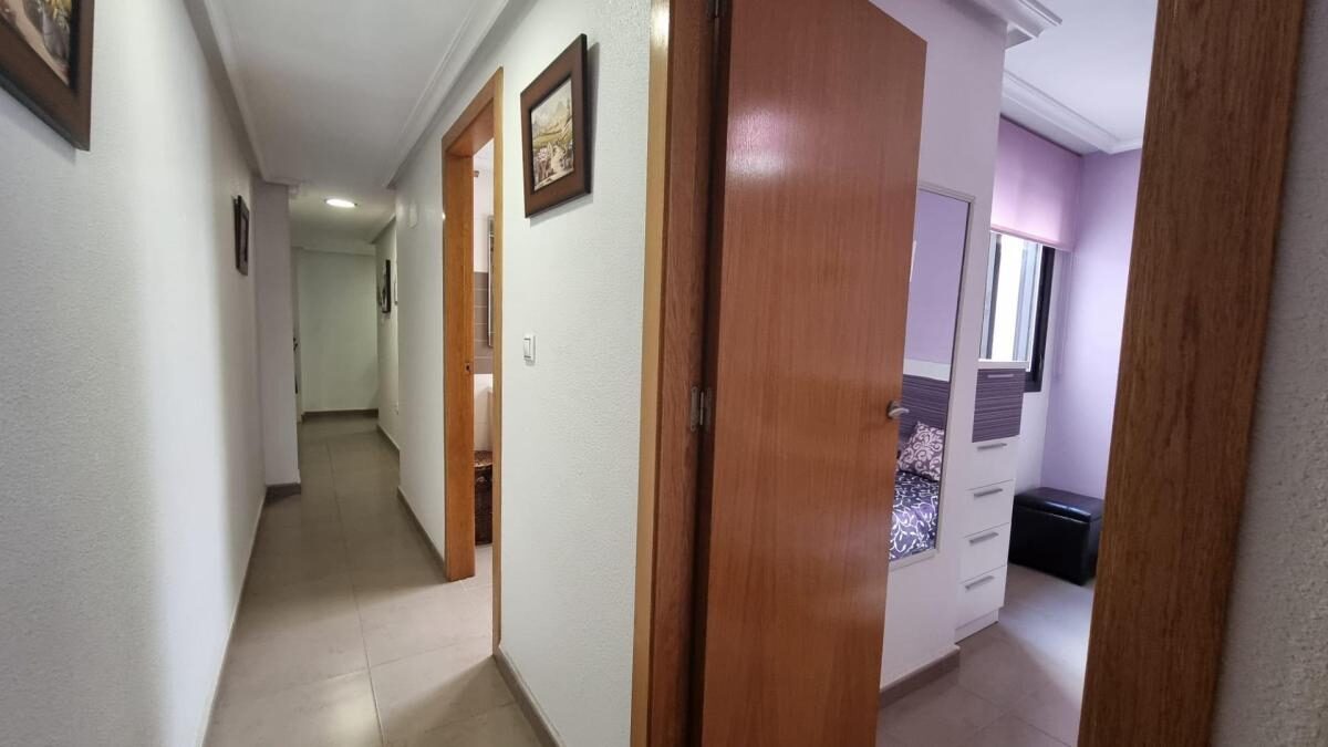 Apartament z 2 sypialniami, 75m² w Torrevieja, Hiszpania [ID: 0152-605045]
