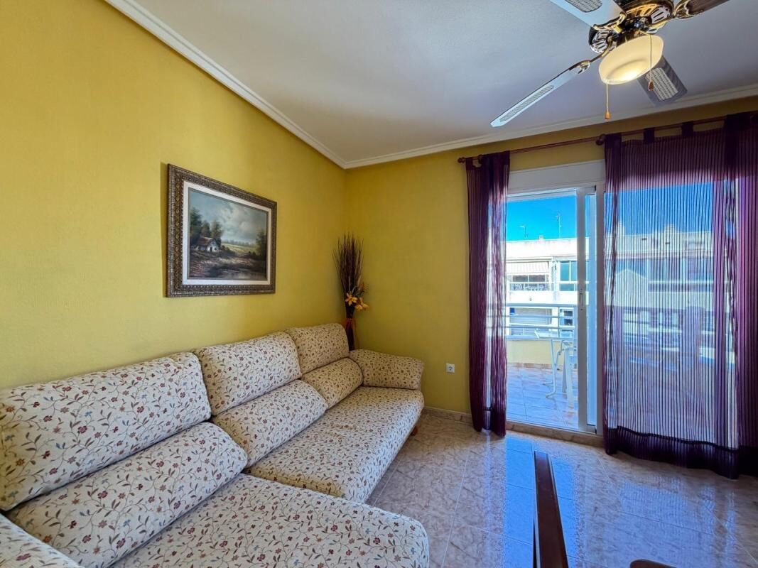 Apartament z 2 sypialniami, 72m² w Torrevieja, Hiszpania [ID: 0152-604937]