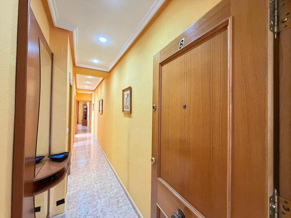 Apartamenty w Torrevieja, Hiszpania, 72m² - obraz 2