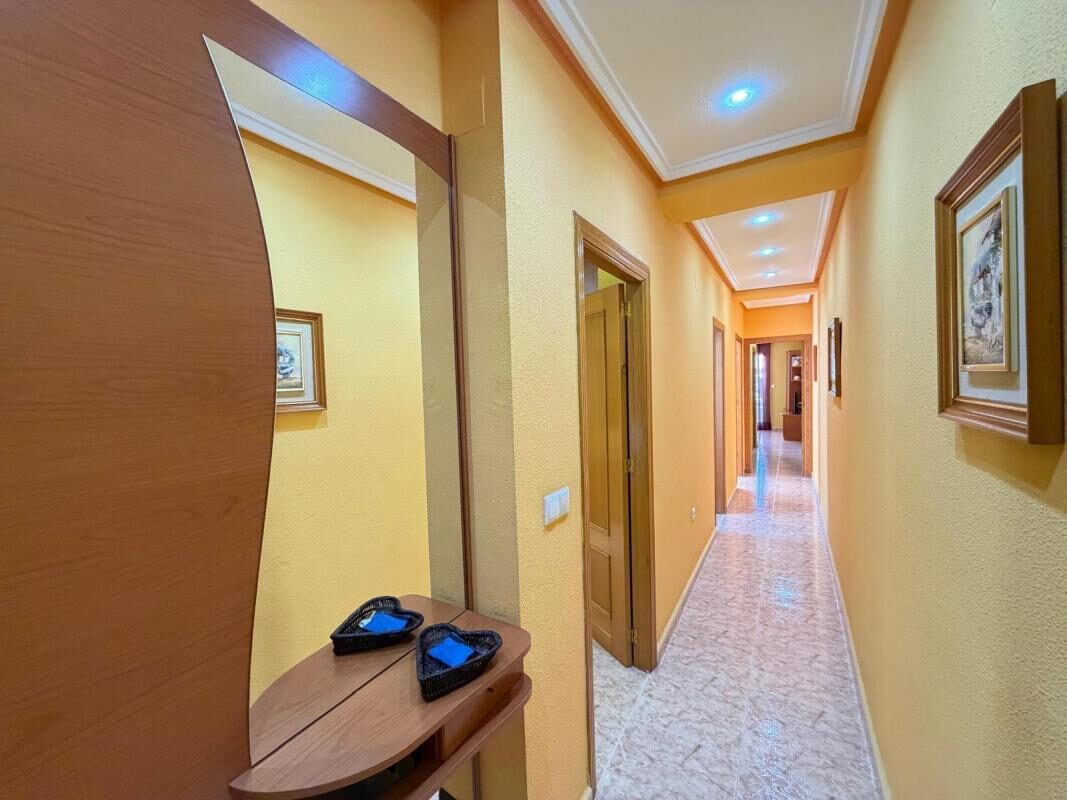 Apartament z 2 sypialniami, 72m² w Torrevieja, Hiszpania [ID: 0152-604937]