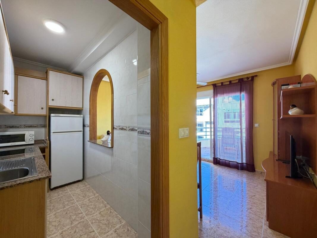 Apartament z 2 sypialniami, 72m² w Torrevieja, Hiszpania [ID: 0152-604937]