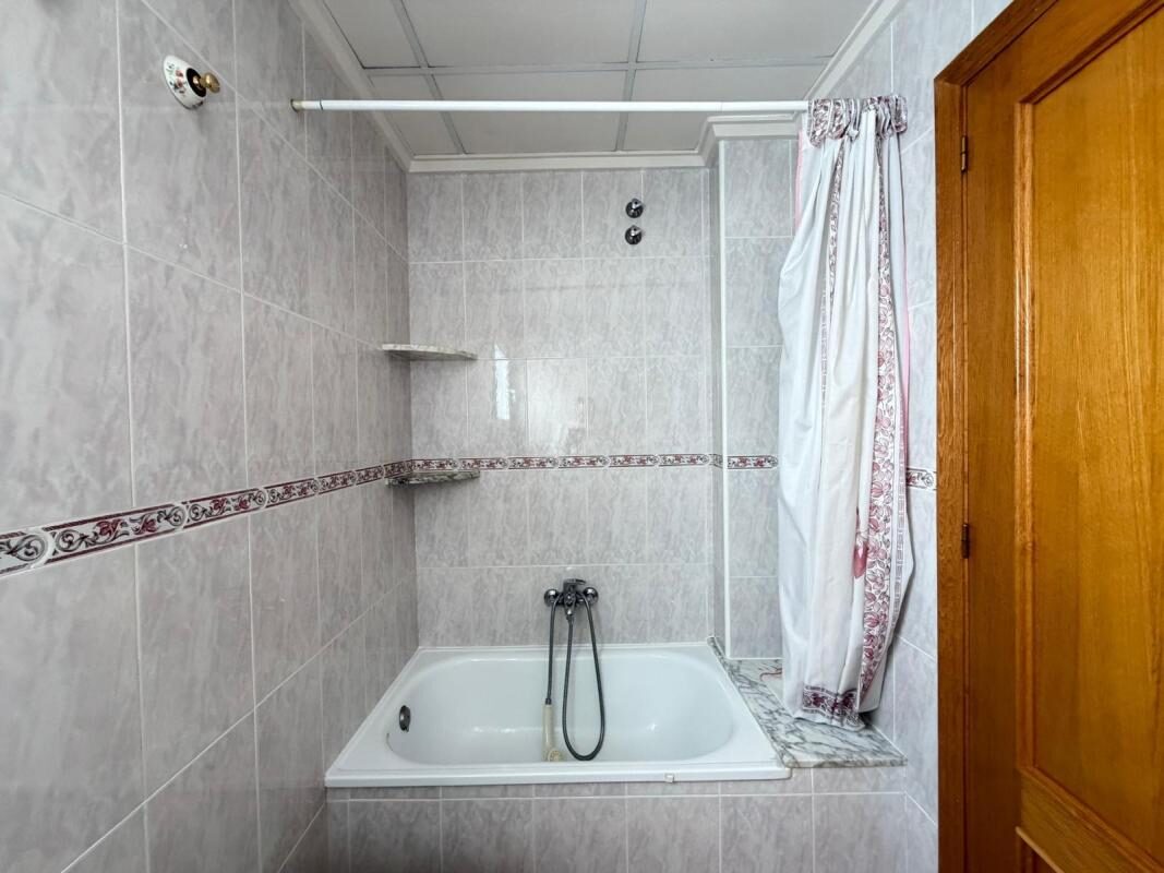 Apartament z 2 sypialniami, 72m² w Torrevieja, Hiszpania [ID: 0152-604937]