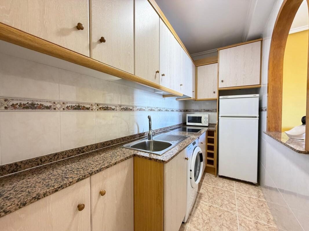 Apartament z 2 sypialniami, 72m² w Torrevieja, Hiszpania [ID: 0152-604937]