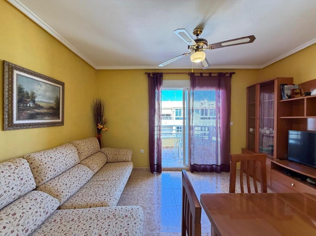 Apartament z 2 sypialniami, 72m² w Torrevieja, Hiszpania [ID: 0152-604937]