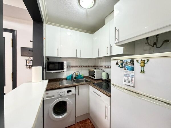 Apartamenty w Torrevieja, Hiszpania, 48m² - obraz 12