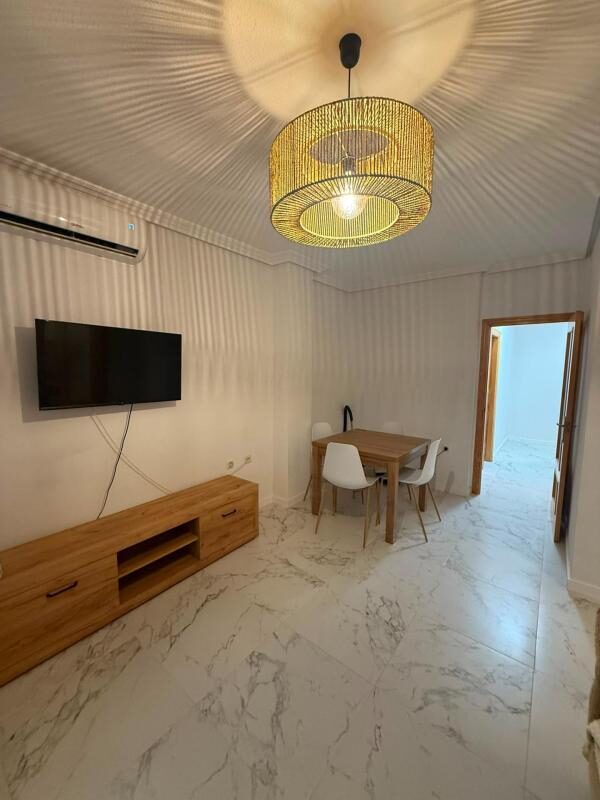 Apartamenty w Torrevieja, Hiszpania, 68m² - obraz 2