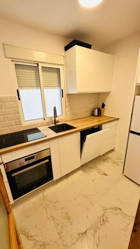 Apartament z 2 sypialniami, 68m² w Torrevieja, Hiszpania [ID: 0152-604934]