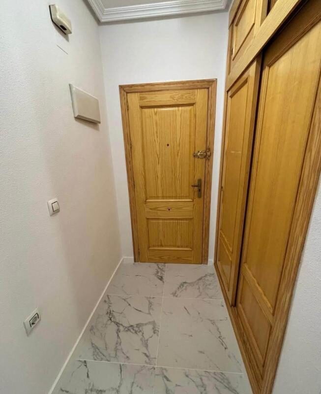 Apartament z 2 sypialniami, 68m² w Torrevieja, Hiszpania [ID: 0152-604934]