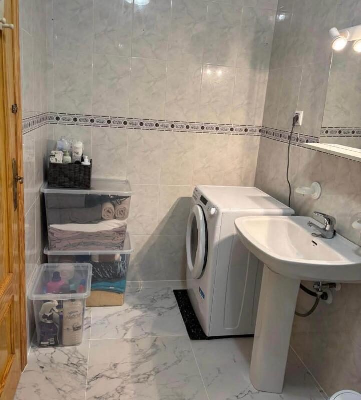 Apartament z 2 sypialniami, 68m² w Torrevieja, Hiszpania [ID: 0152-604934]