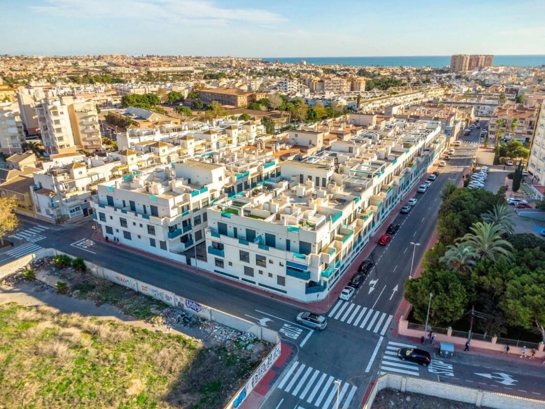 Квартира с 1 спальней, 65м² в Торревьеха, Испания [ID: 0152-604351]