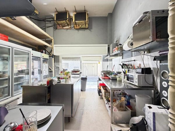 Przestrzeń komercyjna w Torrevieja, Hiszpania, 150m² - obraz 18