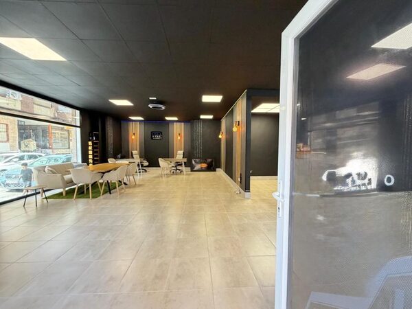 Przestrzeń komercyjna w Torrevieja, Hiszpania, 121m² - obraz 2