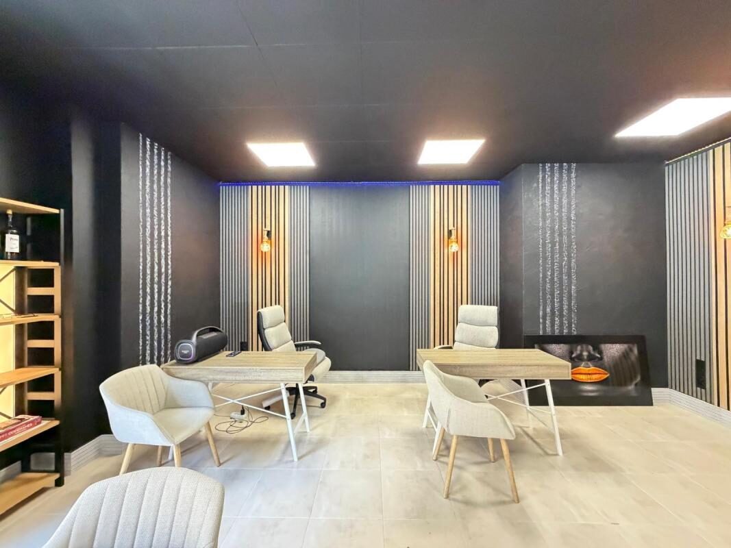 Przestrzeń komercyjna, 121m² w Torrevieja, Hiszpania [ID: 0152-604329]