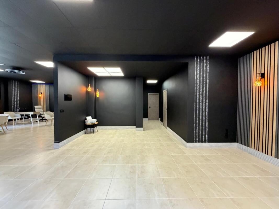 Przestrzeń komercyjna, 121m² w Torrevieja, Hiszpania [ID: 0152-604329]