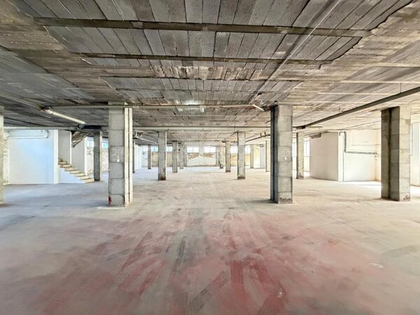 Przestrzeń komercyjna w Torrevieja, Hiszpania, 2800m² - obraz 23