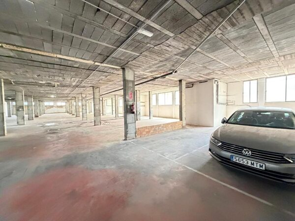 Przestrzeń komercyjna w Torrevieja, Hiszpania, 2800m² - obraz 20