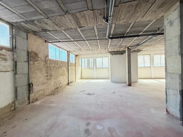 Przestrzeń komercyjna w Torrevieja, Hiszpania, 2800m² - obraz 29