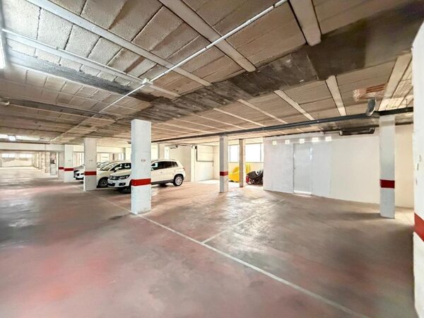 Przestrzeń komercyjna w Torrevieja, Hiszpania, 2800m² - obraz 16