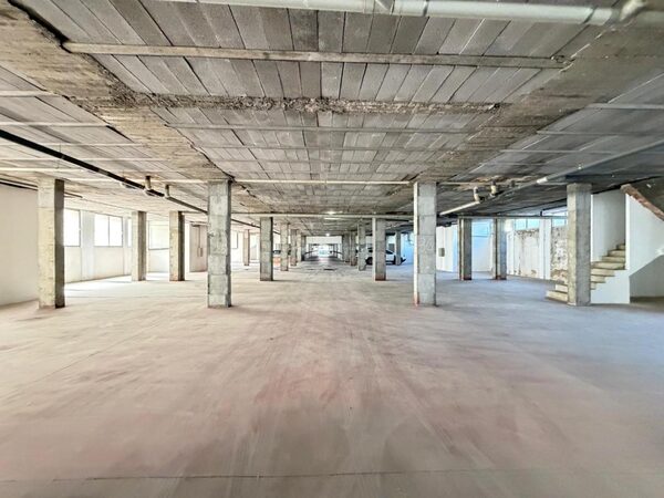 Przestrzeń komercyjna w Torrevieja, Hiszpania, 2800m² - obraz 30