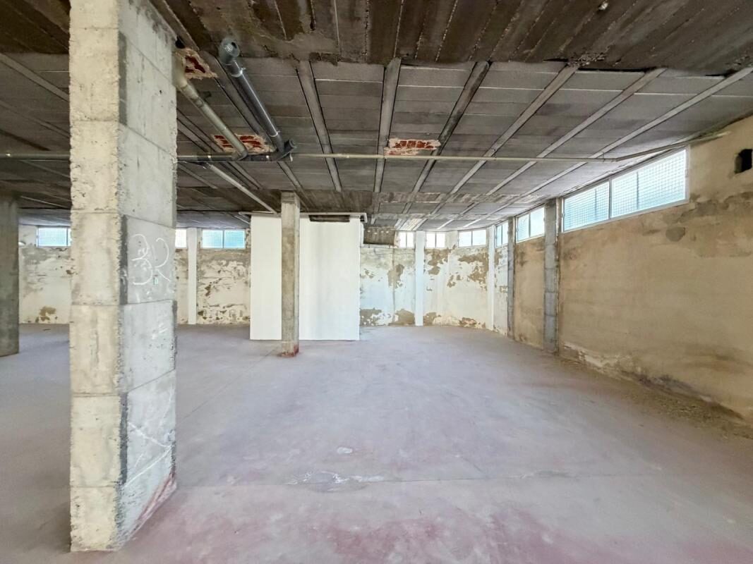 Commercial property, 2800m² in Torrevieja, Spain [ID: 0152-604322]