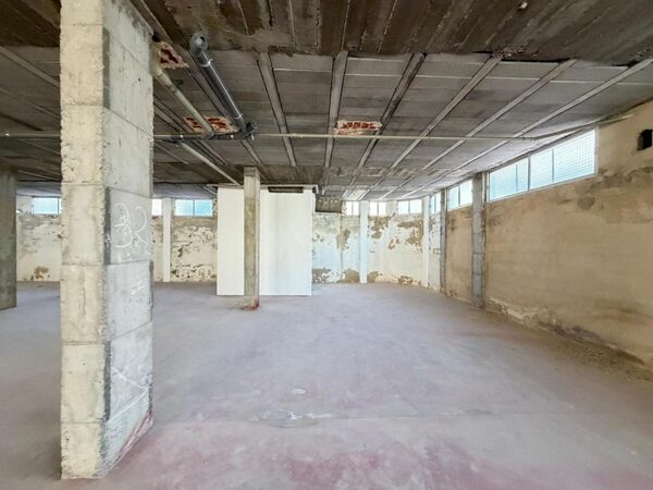 Przestrzeń komercyjna w Torrevieja, Hiszpania, 2800m² - obraz 28