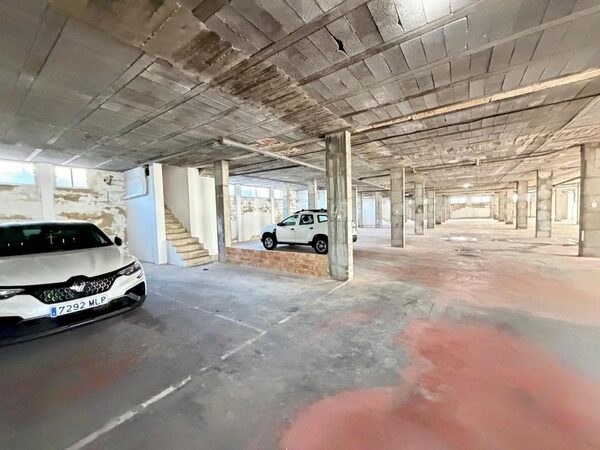 Przestrzeń komercyjna w Torrevieja, Hiszpania, 2800m² - obraz 21
