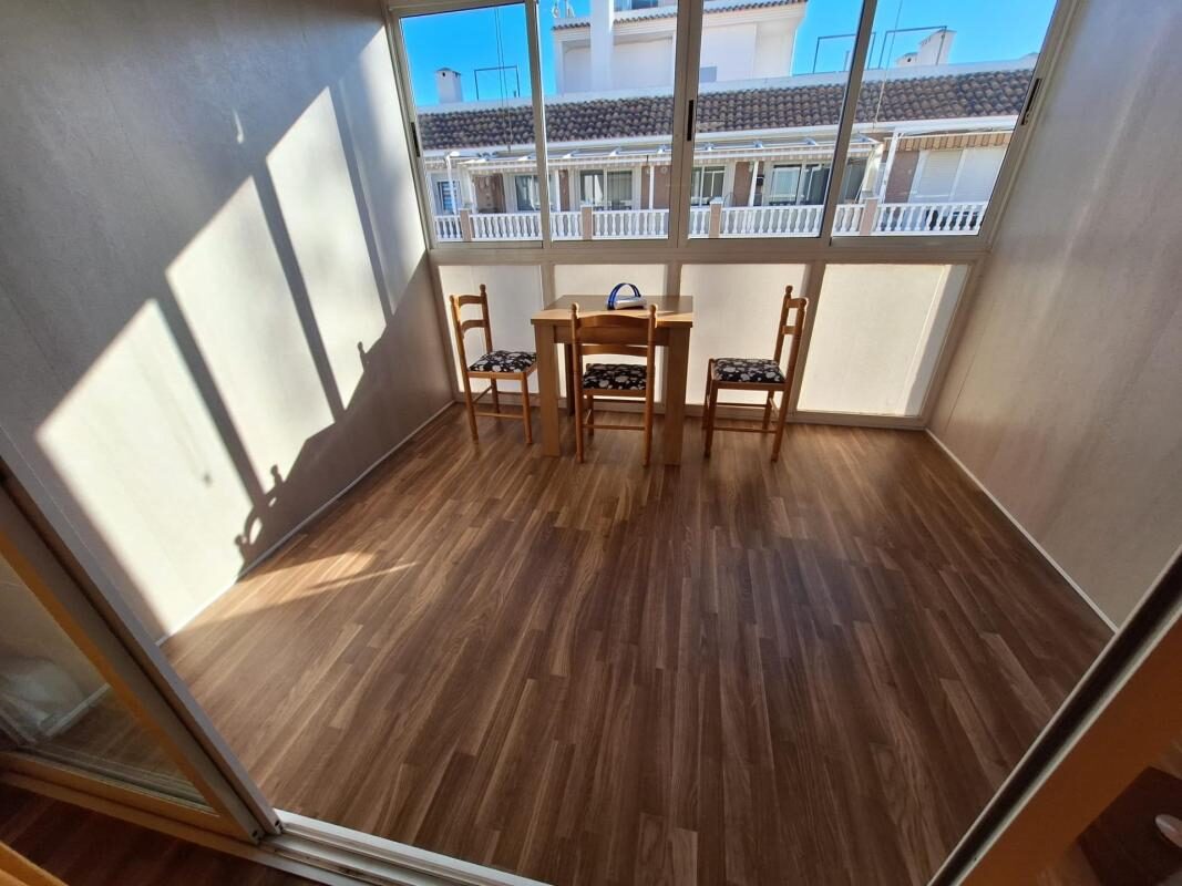 Apartamenty z 2 sypialniami, 100m² w Torrevieja, Hiszpania [ID: 0152-604304]