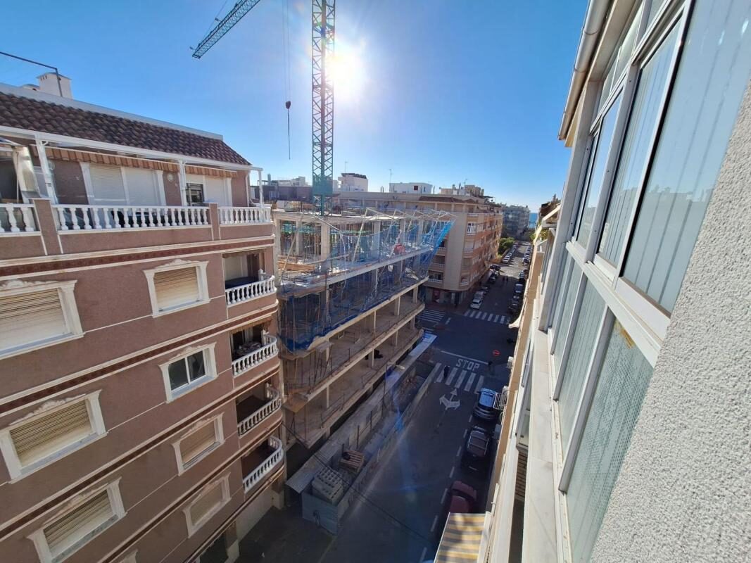 Apartamenty z 2 sypialniami, 100m² w Torrevieja, Hiszpania [ID: 0152-604304]