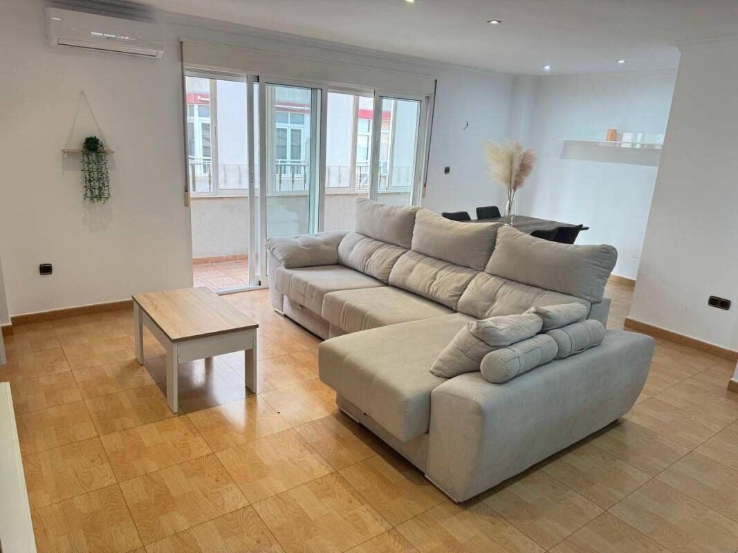 Квартира з 3 спальнями, 151м² в Торрев'єха, Іспанія [ID: 0152-604293]