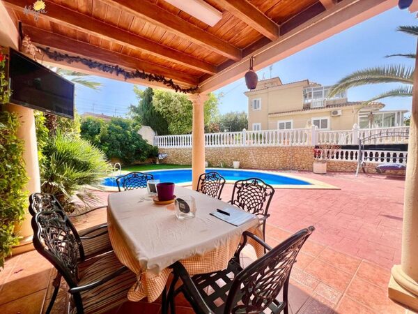Willa w Torrevieja, Hiszpania, 253m² - obraz 17