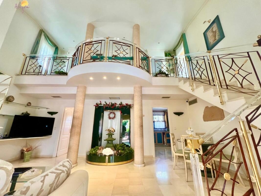 Вилла с 3 спальнями, 253м² в Торревьеха, Испания [ID: 0152-604287]