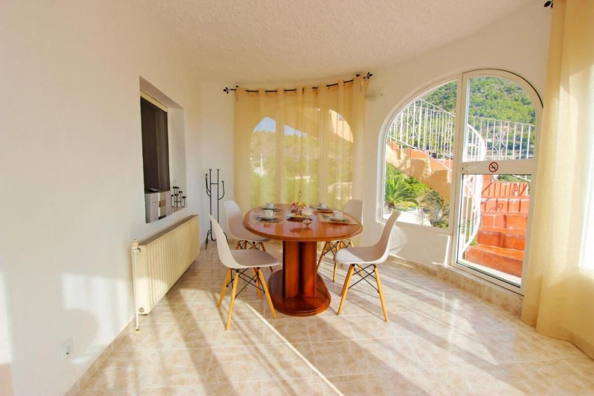 Villa with 3 bedrooms, 102m² in Calpe, Spain [ID: 0152-602595]