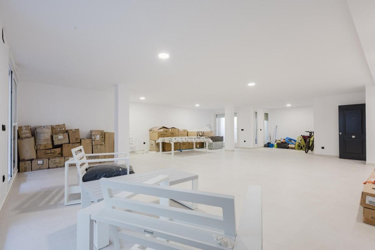 Вилла с 4 спальнями, 452м² в Альгорфа, Испания [ID: 0152-602024]