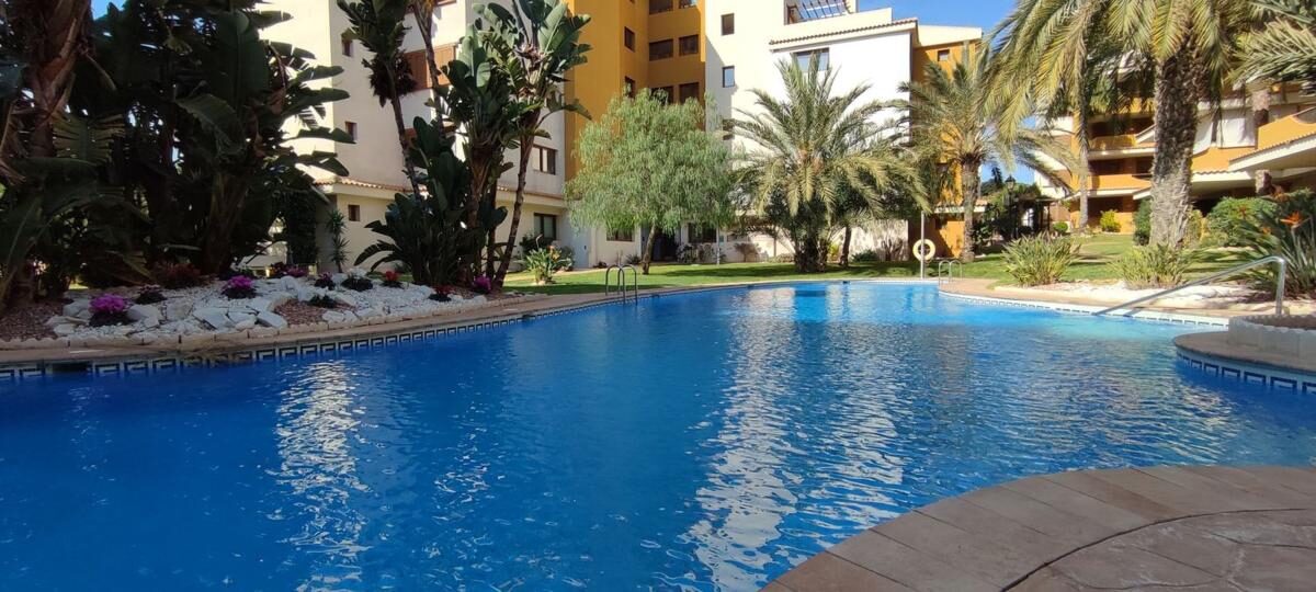 Apartament z 2 sypialniami, 75m² w Torrevieja, Hiszpania [ID: 0152-586999]