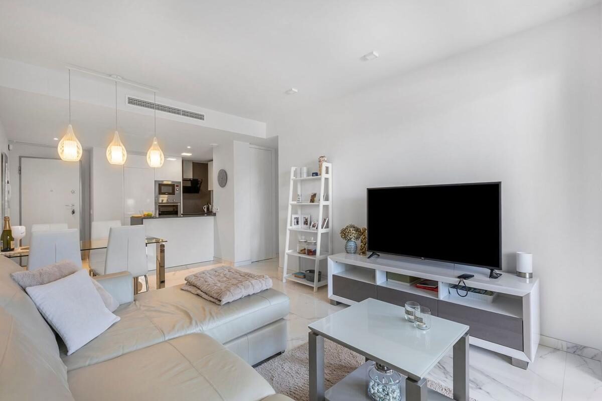 Apartments with 2 bedrooms, 95m² in Orihuela, Spain [ID: 0152-586945]
