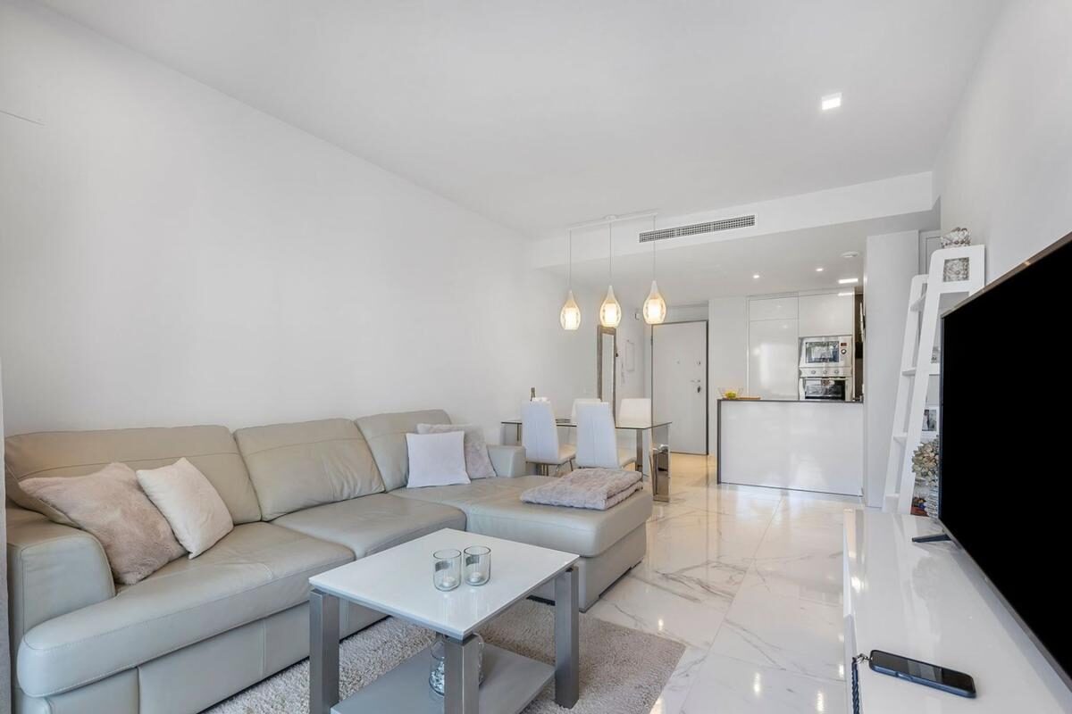 Apartments with 2 bedrooms, 95m² in Orihuela, Spain [ID: 0152-586945]
