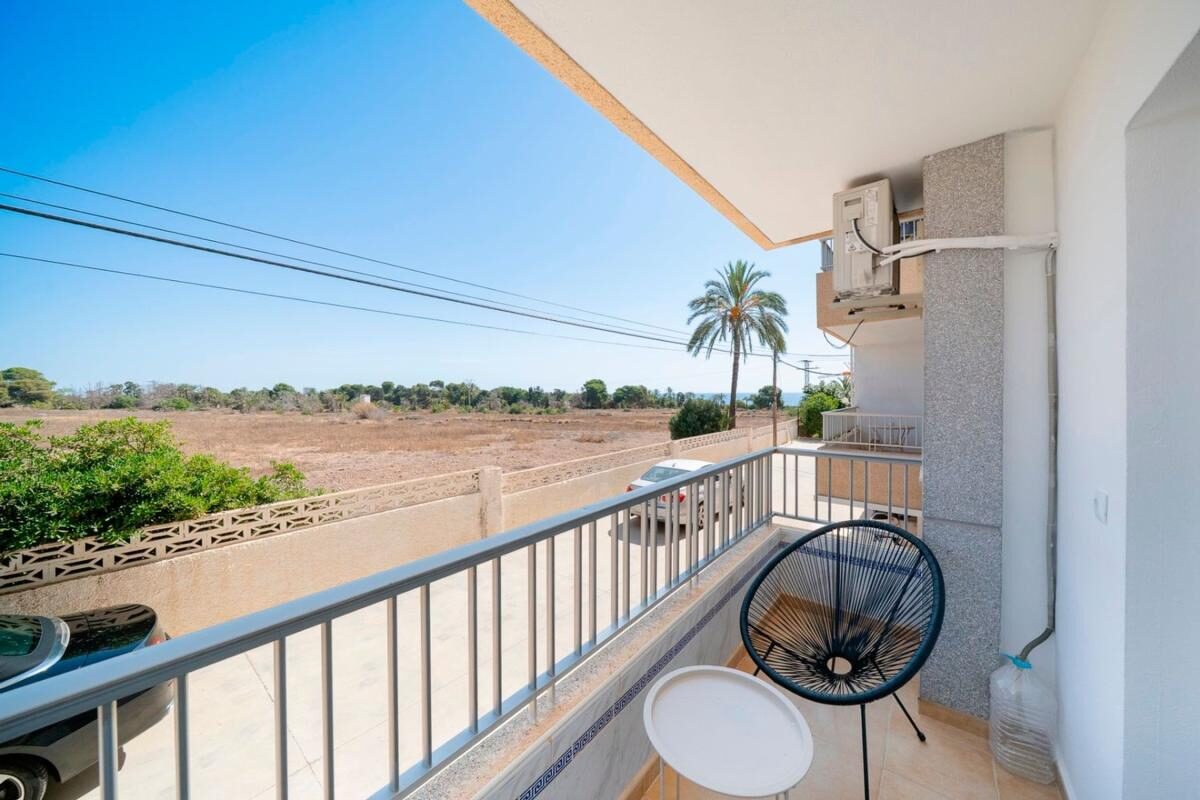 Apartment with 2 bedrooms, 89m² in Torrevieja, Spain [ID: 0152-586930]